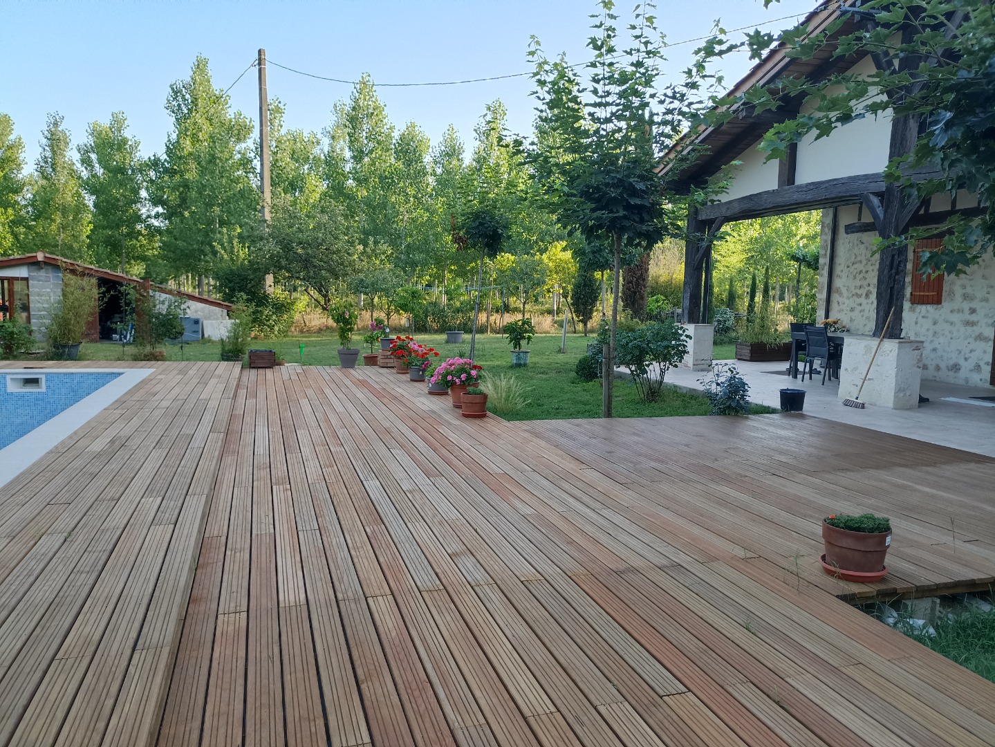 Lames de terrasse bazadaises sans nœud