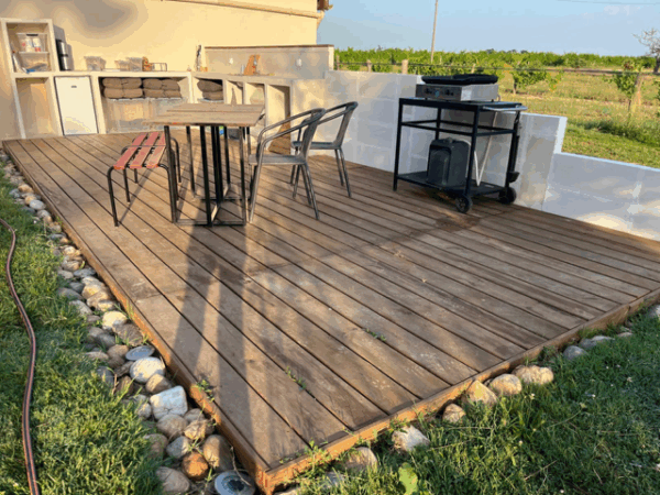 Lame de terrasse Casteljalousaine sans noeud avec ganivelle